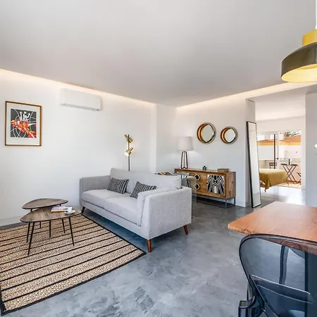 Apt. Praca Armas Ii * לאגוּ‏ש